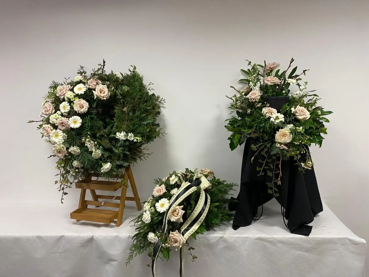 Vážeme i květiny na smuteční obřady.